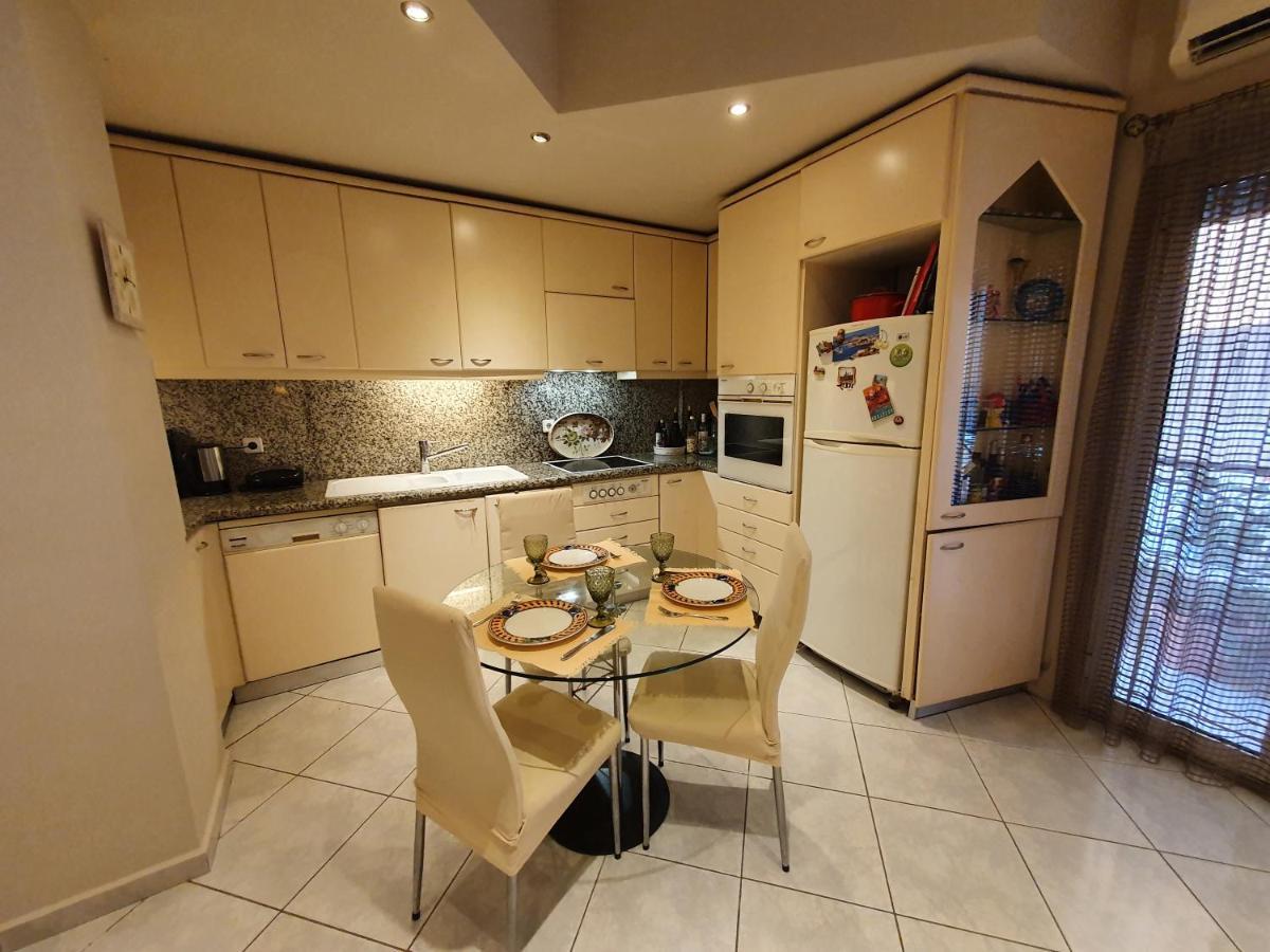 Family Cozy Apartment 이라클리온 외부 사진